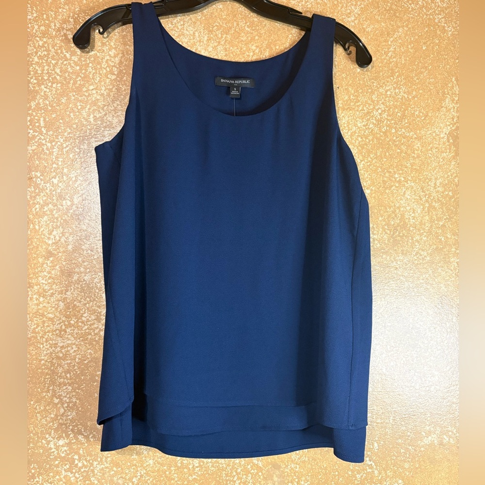 NWT Banana Republic Navy Sleeveless Blouse small